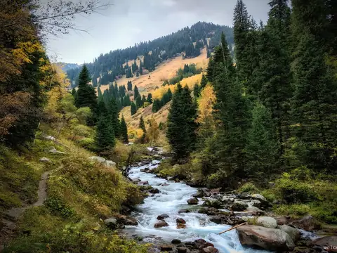 Alma-Arasan Gorge